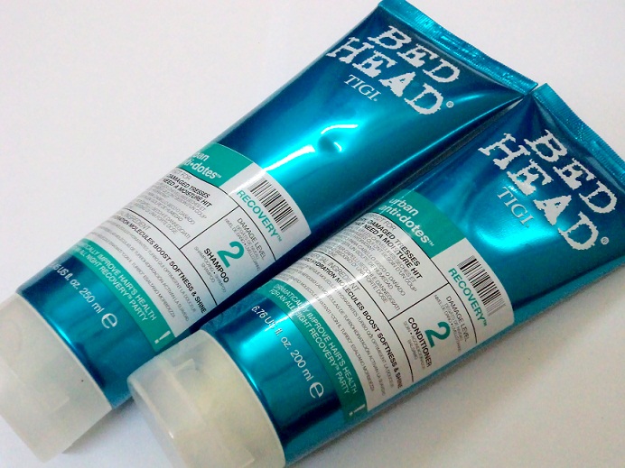 TIGI Bed Head Urban Anti Dotes Recovery #2 Shampoo and Conditioner Review  and Photos – Vanitynoapologies | Indian Makeup and Beauty Blog