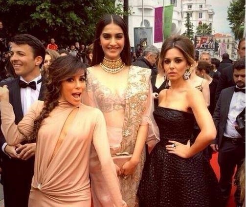 Sonam Kapoor with Eva Longoria Cheryl Cole Cannes 2014