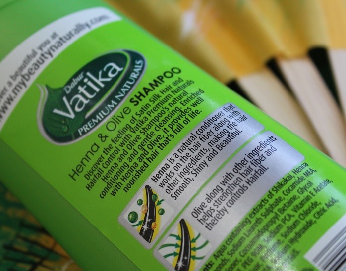 Dabur Vatika Premium Naturals Henna & Olive Shampoo