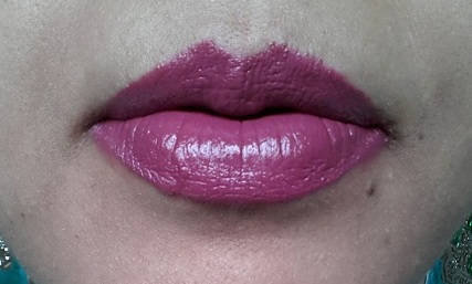 Mac Craving Amplified Creme Lipstick Swatches Review And Fotd
