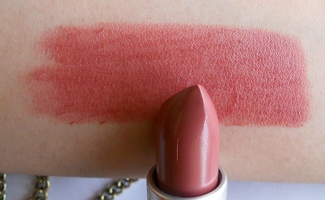 Mac Creme In Your Coffee Lipstick Swatches Review And Fotd