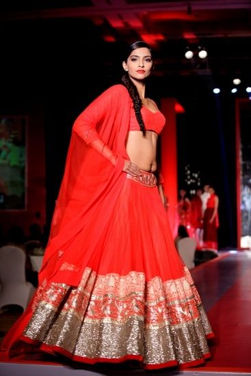 manish malhotra lehenga price